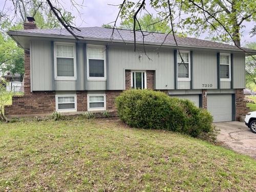 7310 Nw 76th Ter, Kansas City, MO, 64152-2217 | Card Image