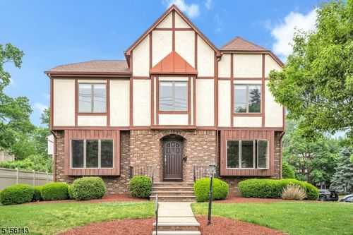 23 Bohnert Pl, Waldwick, NJ, 07463-1529 | Card Image