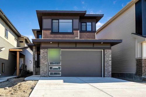 11 Heritage Hill, Cochrane, AB, T4C0L5 | Card Image