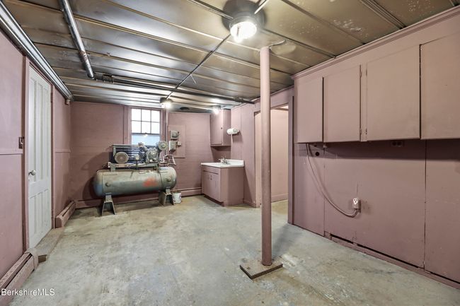 45 N Main St, Home with 0 bedrooms, 0 bathrooms and null parking in Hancock MA | Image 16