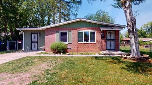 117 Jenness Ln, Newport News, VA, 23602-4210 | Card Image