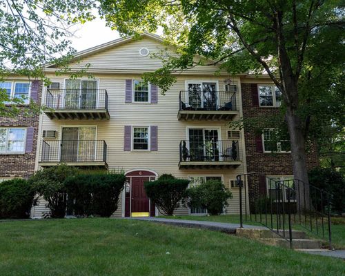 18-6 Autumn Leaf Drive, Nashua, NH, 03060 | Card Image