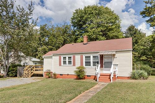 228 Pickett Cir, Liberty, NC, 27298-8635 | Card Image