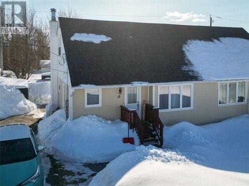 13 Nungesser Ave, Gander, NL, A1V1M1 | Card Image
