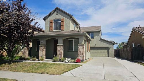 16754 Loganberry Way, Lathrop, CA, 95330-8861 | Card Image
