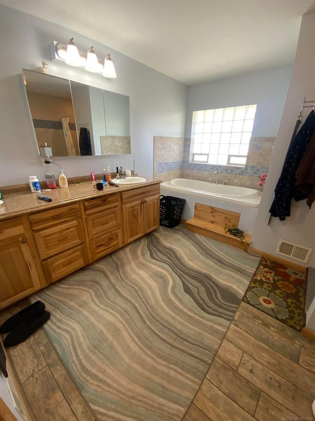 50171216-9bff5c13-0ee6-48f0-ac7f-7cfda2ee6c1f.JPG | Image 23