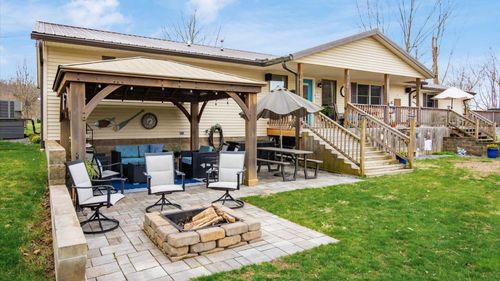 6625 S River Rd, Blue Rock, OH, 43720-9529 | Card Image