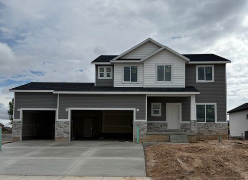 912 S 350 W Or 369 W 900 S, Vernal, UT, 84078 | Card Image