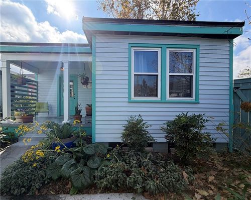 2726 Marais St, New Orleans, LA, 70117-7242 | Card Image