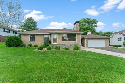 6567 Mount Everett Rd, Hubbard, OH, 44425-3168 | Card Image