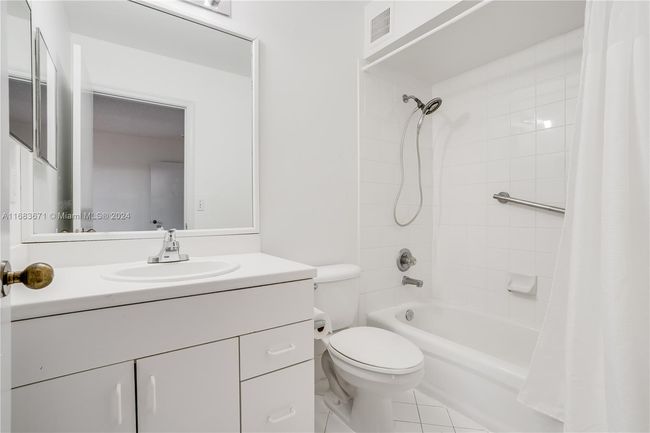 0 - 3796 San Simeon Cir, Townhouse with 2 bedrooms, 3 bathrooms and null parking in Weston FL | Image 20