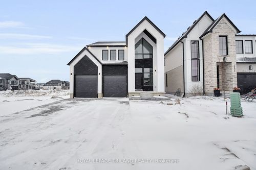 3853 Big Leaf Trail, London, ON, N6P0J9 | Card Image