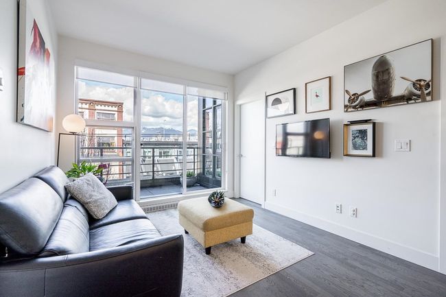 202 - 1628 W 4 Th Avenue, Condo with 2 bedrooms, 2 bathrooms and 1 parking in Vancouver BC | Image 13