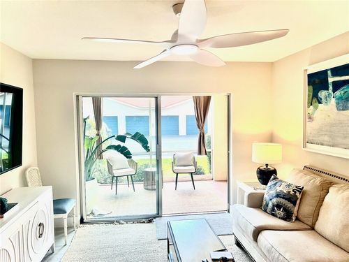 111-1550 S 42nd Cir, Vero Beach, FL, 32967-8135 | Card Image