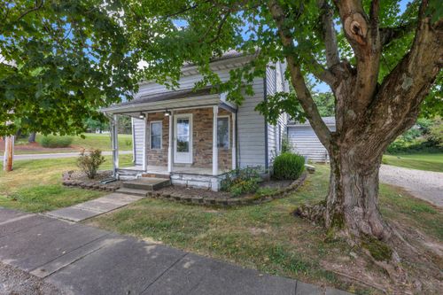 212 N Market St, Somerset, OH, 43783-9836 | Card Image