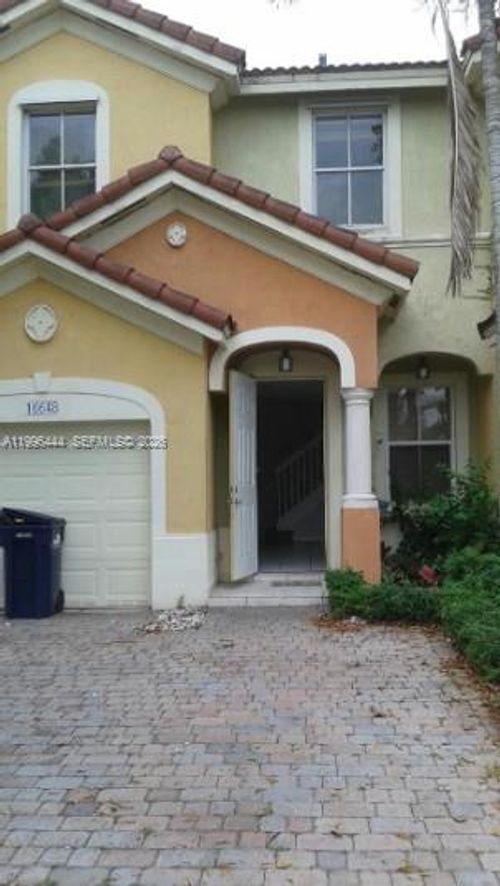 16648-16648 Sw 83rd Ln, Miami, FL, 33193-5784 | Card Image