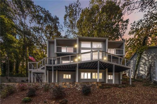 8515 Lake Dr, Snellville, GA, 30039-6525 | Card Image