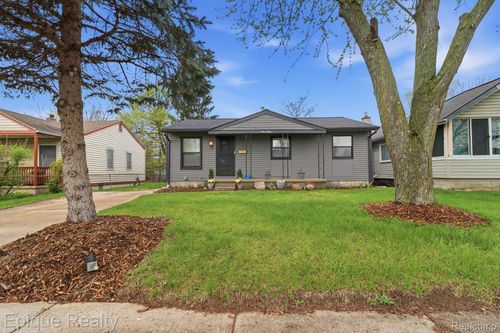 930 Jefferson St, Ypsilanti, MI, 48197-5292 | Card Image