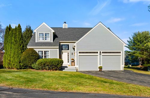 7 Fox Run Rd, Amherst, NH, 03031-3116 | Card Image