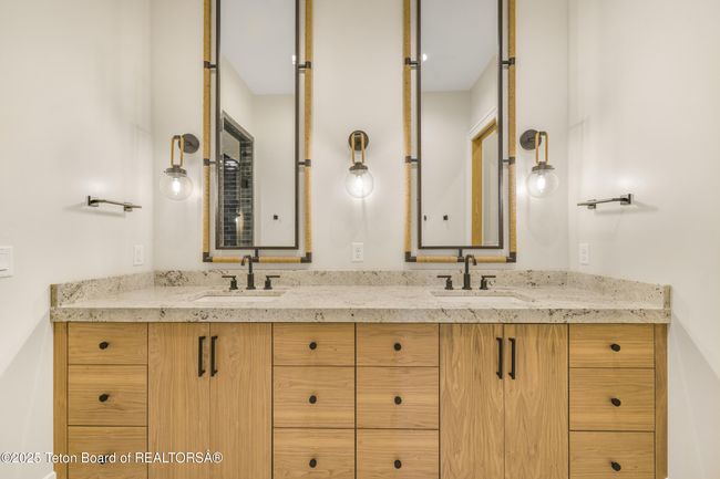 2399 Chapel Rd, House other with 4 bedrooms, 5 bathrooms and null parking in Swan Valley ID | Image 37