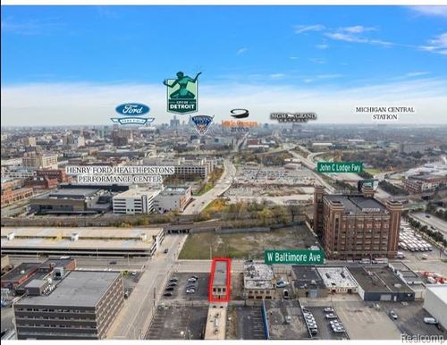820 W Baltimore St, Detroit, MI, 48202-2904 | Card Image