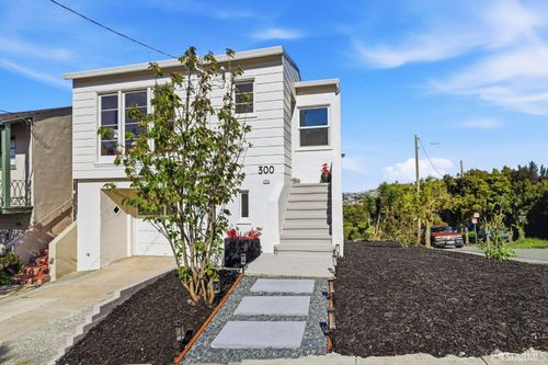 300 Edna St, San Francisco, CA, 94112-1325 | Card Image