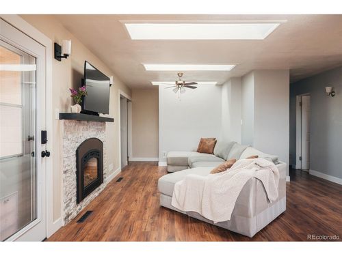 581 Del Norte St, Denver, CO, 80221 | Card Image