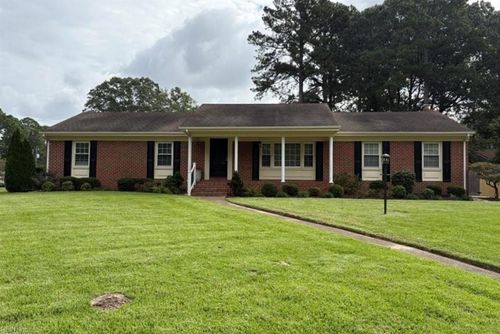 3317 Foxgrove Ln, Chesapeake, VA, 23321-5400 | Card Image