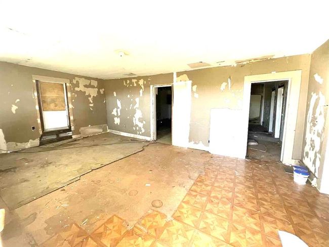100 W Dalewood St, House other with 4 bedrooms, 1 bathrooms and null parking in Richland TX | Image 4
