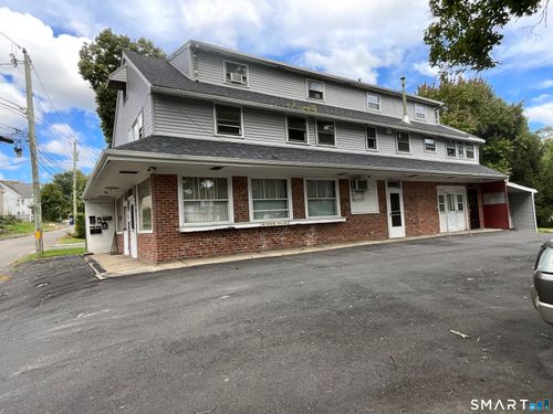 8 Burnham St, Oakville, CT, 06779-1307 | Card Image
