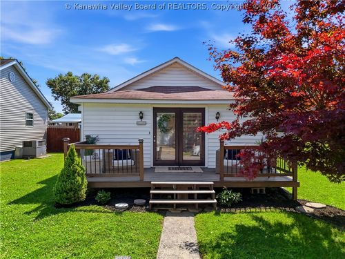 808 Dupont Ave, Nitro, WV, 25143-2114 | Card Image