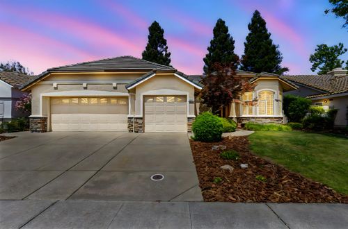 4032 Enchanted Cir, Roseville, CA, 95747-8409 | Card Image