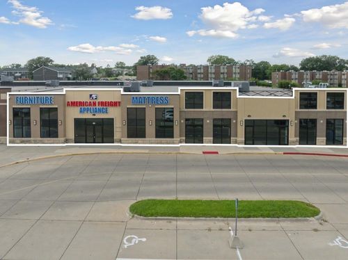 112-113-2060 Sovia Drive, Waterloo, IA, 50702 | Card Image