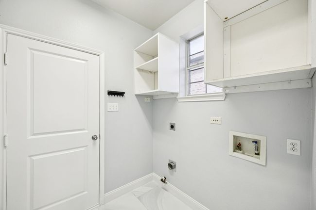 Laundry Room | Image 29