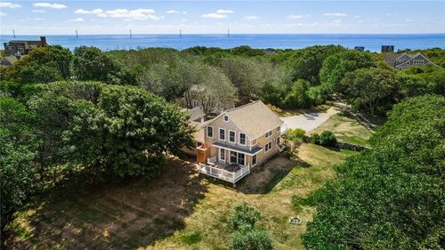 804 Mohegan Trl, Block Island, RI, 02807-7708 | Card Image