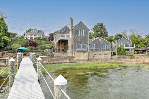 8 Alger Ave, East Greenwich, RI, 02818-4314 | Card Image