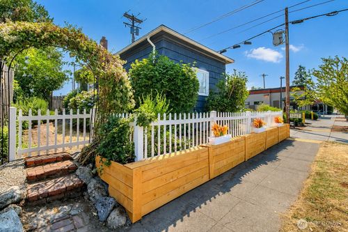 611 N Junett St, Tacoma, WA, 98406-6723 | Card Image