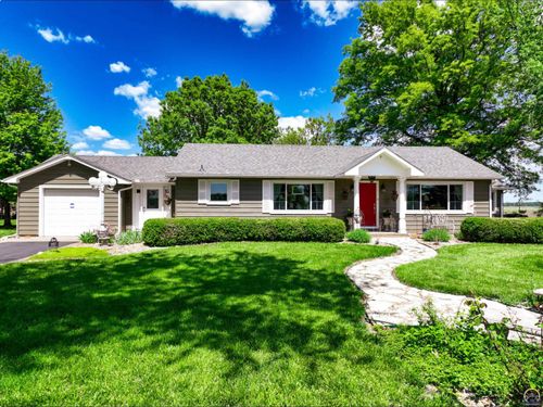 16037 Nw Us Highway 24, Rossville, KS, 66533-9778 | Card Image