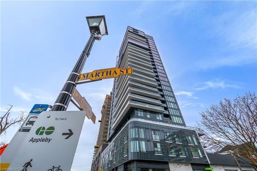 801-370 Martha St, Burlington, ON, L7R | Card Image