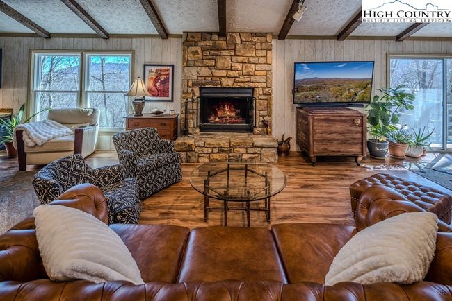 202 Cliffside Ln, House other with 4 bedrooms, 3 bathrooms and null parking in Seven Devils NC | Image 5