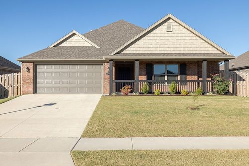 303 S Coventry Ave, Farmington, AR, 72730-3179 | Card Image