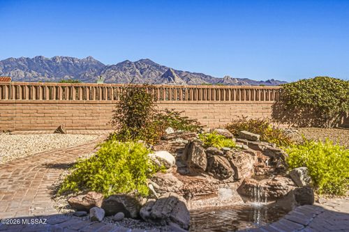 4901 S Meadow Ridge Dr, Green Valley, AZ, 85622-5806 | Card Image