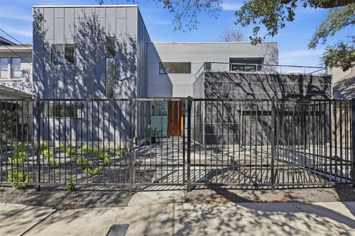 2412 Helena St, Houston, TX, 77006-1626 | Card Image