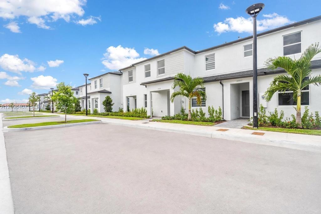 Residential Lease in Miami 3