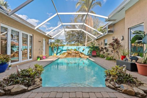 10548 Sw Lands End Pl, Palm City, FL, 34990-7803 | Card Image