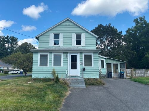 40 Roland St, Pittsfield, MA, 01201-3429 | Card Image
