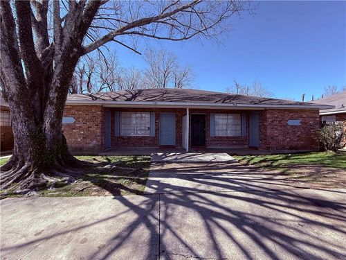 784-782-784 Holt Dr, Baton Rouge, LA, 70815-7222 | Card Image