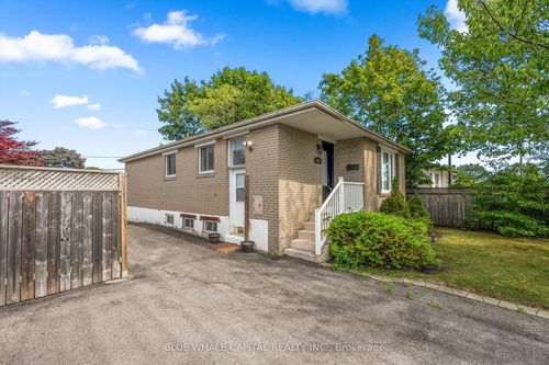 695 Annland St, Pickering, ON, L1W1A9 | Card Image