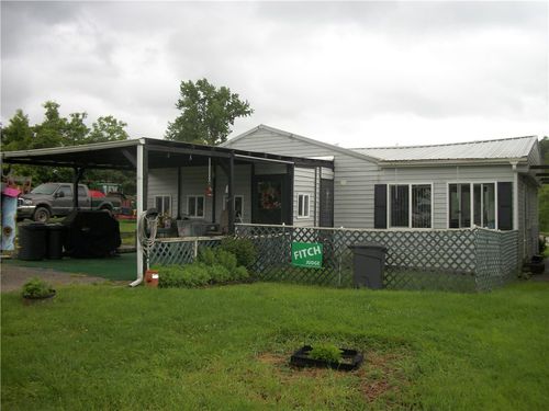 944 Mapletown Rd, Greensboro, PA, 15338-1038 | Card Image