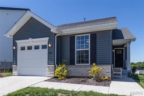 897 Black Bear Dr, House Springs, MO, 63051-1545 | Card Image